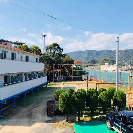 Sea Side Hostel Light House Onomichi Buitenkant foto