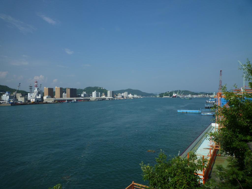 Sea Side Hostel Light House Onomichi Buitenkant foto
