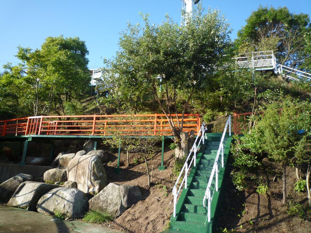 Sea Side Hostel Light House Onomichi Buitenkant foto