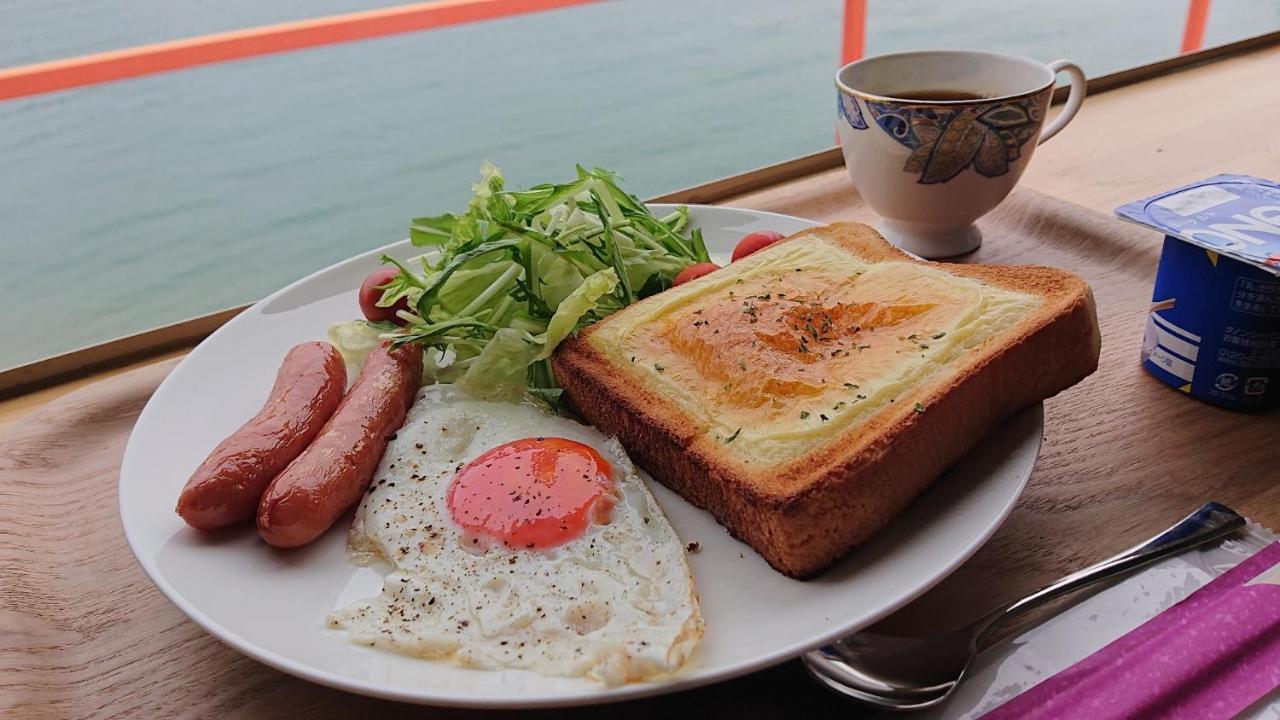 Sea Side Hostel Light House Onomichi Buitenkant foto